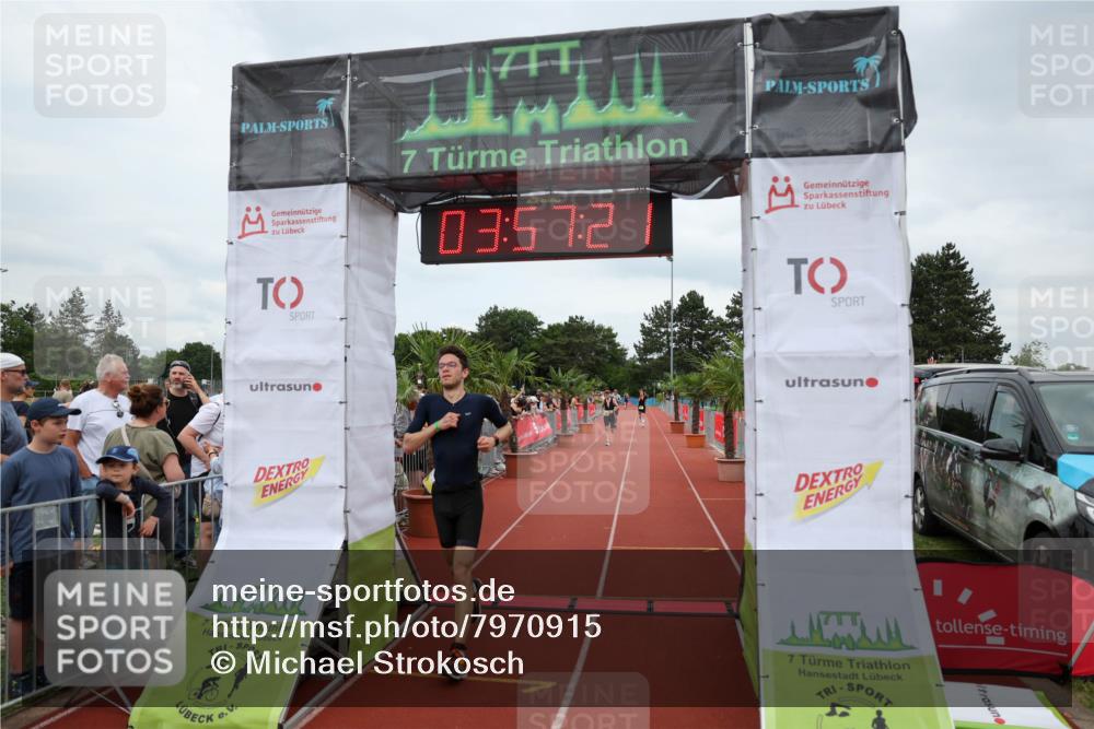 15.06.2025 - 7 Türme Triathlon Michael Strokosch http://msf.ph/oto/7970915 15.06.2025 13:57:21 Ziel 442, 734, 818, 1004, 1011 meine-sportfotos.de