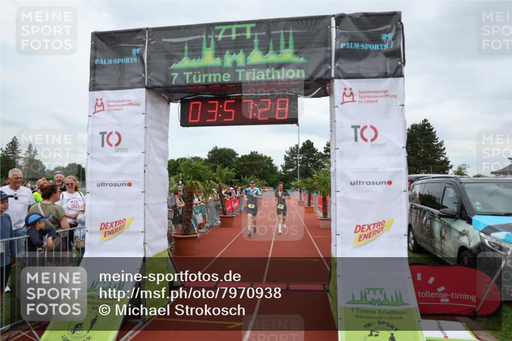 15.06.2025 - 7 Türme Triathlon Michael Strokosch http://msf.ph/oto/7970938 15.06.2025 13:57:27 Ziel 804, 818, 1004, 1153 meine-sportfotos.de