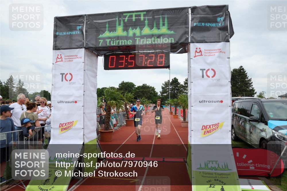 15.06.2025 - 7 Türme Triathlon Michael Strokosch http://msf.ph/oto/7970946 15.06.2025 13:57:28 Ziel 804, 818, 1004, 1153 meine-sportfotos.de