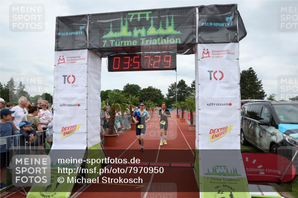 15.06.2025 - 7 Türme Triathlon Michael Strokosch http://msf.ph/oto/7970950 15.06.2025 13:57:28 Ziel 804, 818, 1004, 1153 meine-sportfotos.de