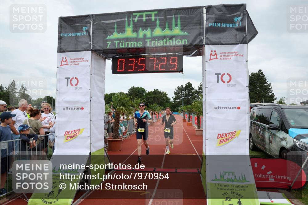 15.06.2025 - 7 Türme Triathlon Michael Strokosch http://msf.ph/oto/7970954 15.06.2025 13:57:29 Ziel 804, 1004, 1153 meine-sportfotos.de