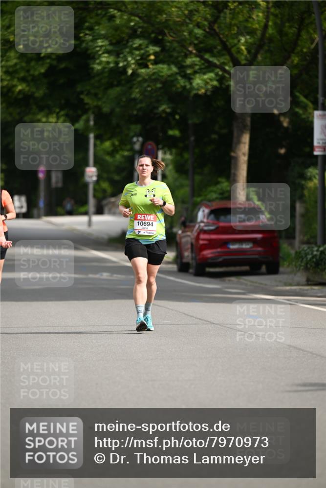 15.06.2025 - REWE Women's Run Dr. Thomas Lammeyer http://msf.ph/oto/7970973 15.06.2025 10:00:11 Laufen 10694 meine-sportfotos.de