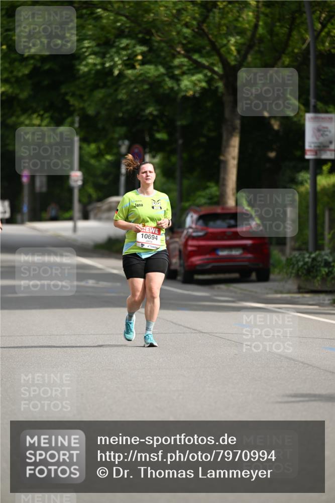 15.06.2025 - REWE Women's Run Dr. Thomas Lammeyer http://msf.ph/oto/7970994 15.06.2025 10:00:12 Laufen 10694 meine-sportfotos.de