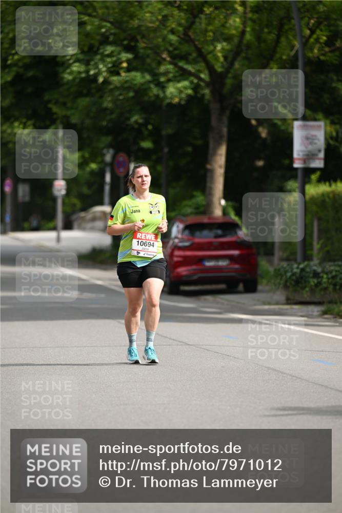 15.06.2025 - REWE Women's Run Dr. Thomas Lammeyer http://msf.ph/oto/7971012 15.06.2025 10:00:12 Laufen 10694 meine-sportfotos.de