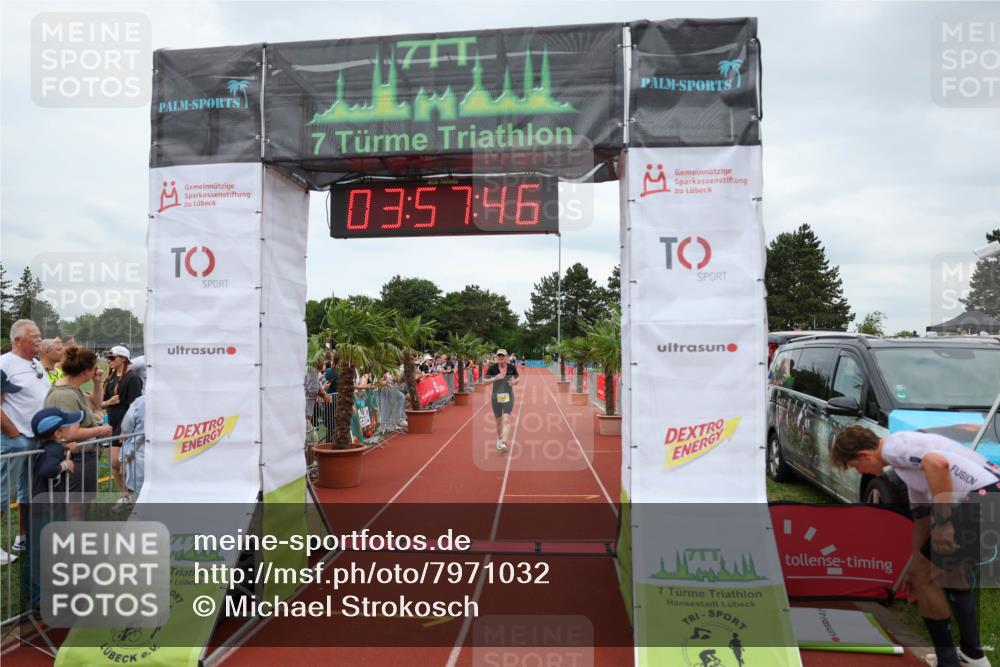 15.06.2025 - 7 Türme Triathlon Michael Strokosch http://msf.ph/oto/7971032 15.06.2025 13:57:46 Ziel 767, 1077 meine-sportfotos.de