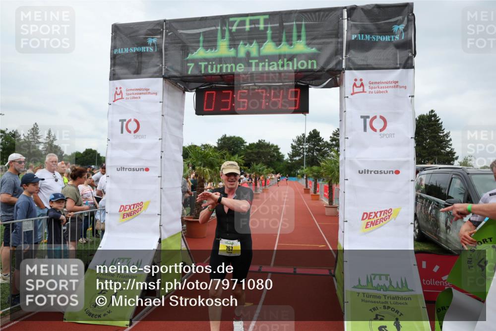 15.06.2025 - 7 Türme Triathlon Michael Strokosch http://msf.ph/oto/7971080 15.06.2025 13:57:49 Ziel 767 meine-sportfotos.de