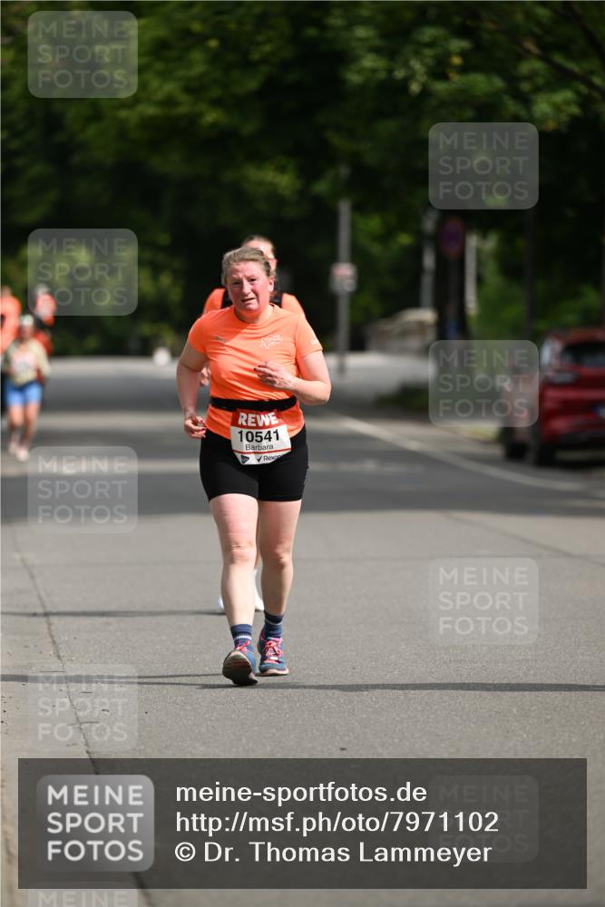 15.06.2025 - REWE Women's Run Dr. Thomas Lammeyer http://msf.ph/oto/7971102 15.06.2025 10:00:16 Laufen 10541 meine-sportfotos.de