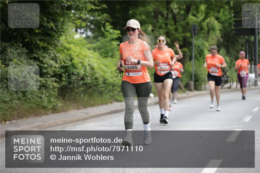 15.06.2025 - REWE Women's Run Jannik Wohlers http://msf.ph/oto/7971110 15.06.2025 10:06:16 Laufen 5085, 5655, 6670 meine-sportfotos.de