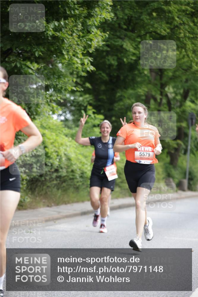 15.06.2025 - REWE Women's Run Jannik Wohlers http://msf.ph/oto/7971148 15.06.2025 10:06:19 Laufen 5579 meine-sportfotos.de