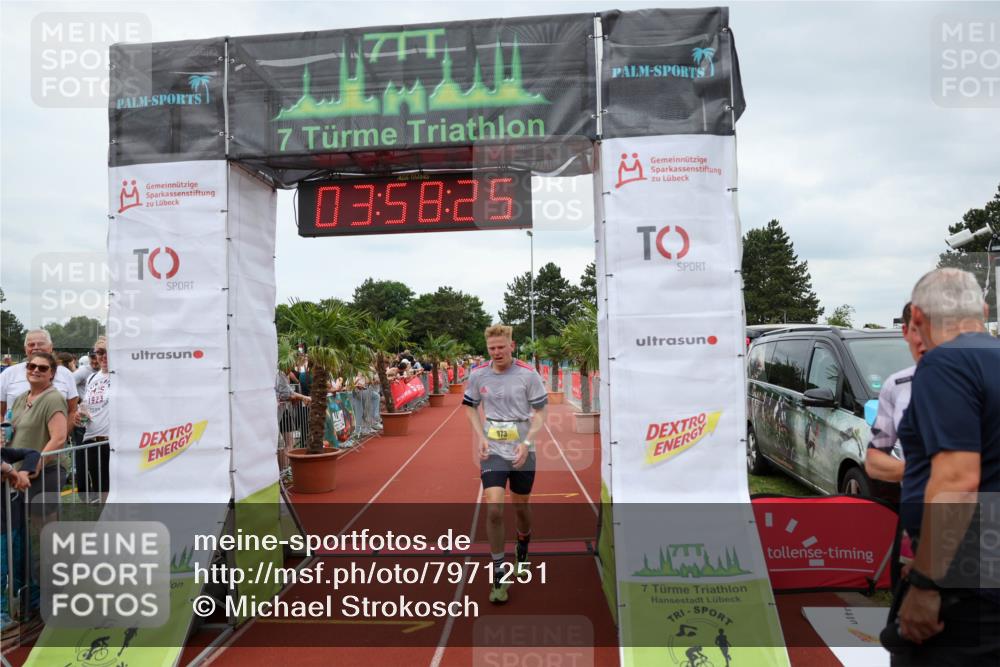 15.06.2025 - 7 Türme Triathlon Michael Strokosch http://msf.ph/oto/7971251 15.06.2025 13:58:25 Ziel 776, 851, 973, 1045 meine-sportfotos.de