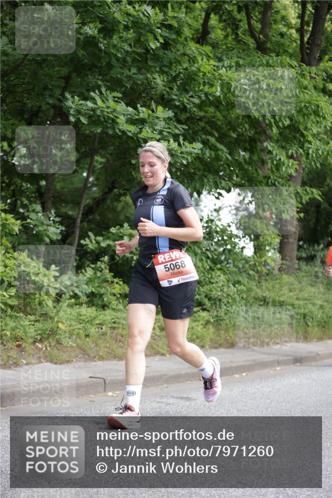 15.06.2025 - REWE Women's Run Jannik Wohlers http://msf.ph/oto/7971260 15.06.2025 10:06:24 Laufen 5068 meine-sportfotos.de