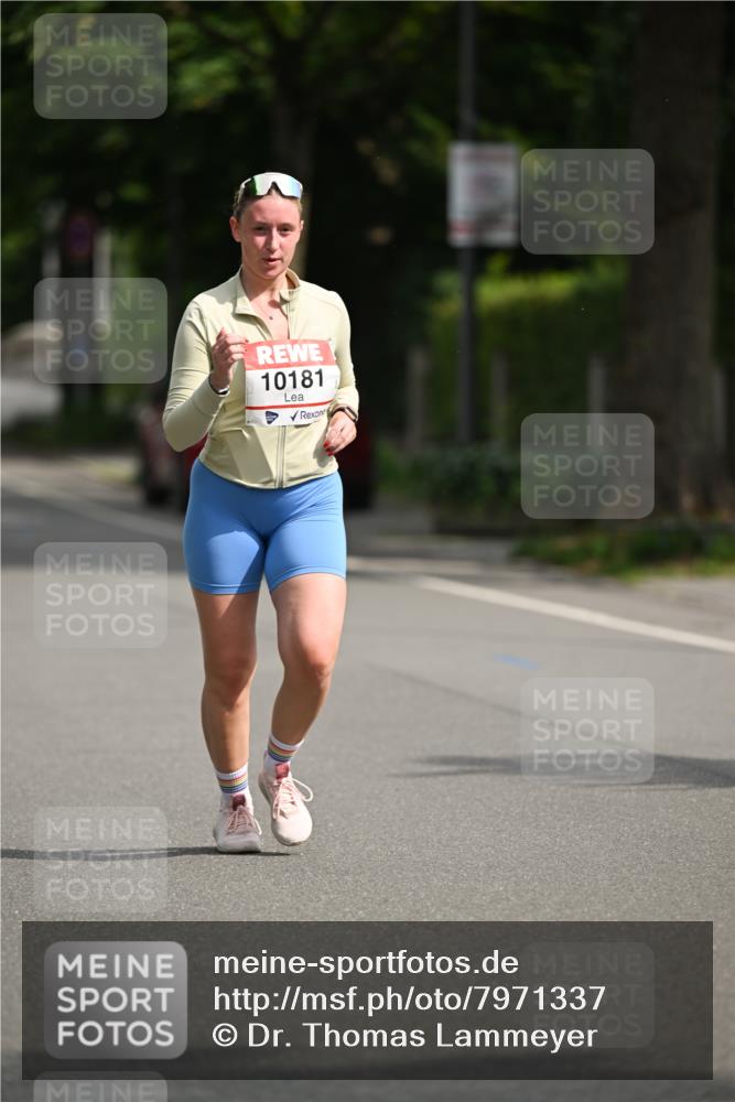 15.06.2025 - REWE Women's Run Dr. Thomas Lammeyer http://msf.ph/oto/7971337 15.06.2025 10:00:34 Laufen 10181 meine-sportfotos.de