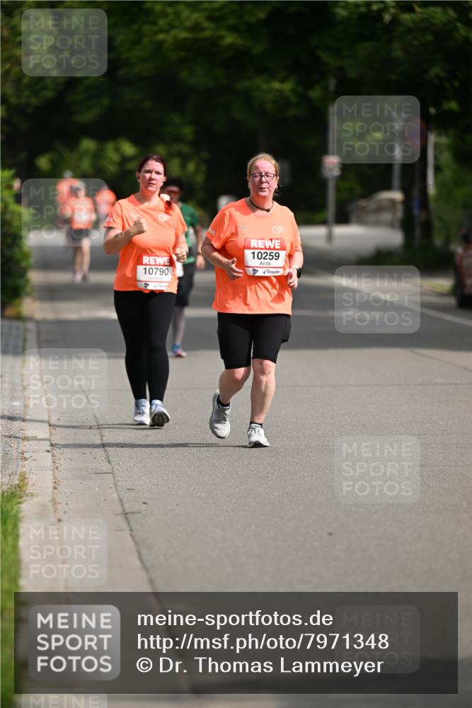 15.06.2025 - REWE Women's Run Dr. Thomas Lammeyer http://msf.ph/oto/7971348 15.06.2025 10:00:36 Laufen 10790, 10259 meine-sportfotos.de