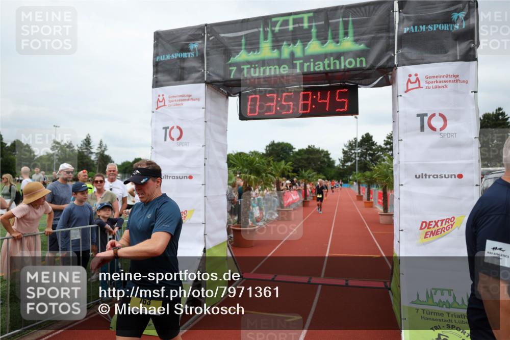 15.06.2025 - 7 Türme Triathlon Michael Strokosch http://msf.ph/oto/7971361 15.06.2025 13:58:44 Ziel 414, 763, 805 meine-sportfotos.de