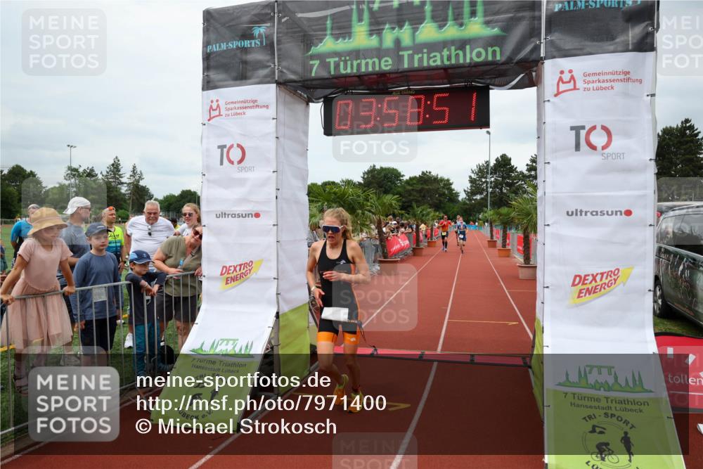 15.06.2025 - 7 Türme Triathlon Michael Strokosch http://msf.ph/oto/7971400 15.06.2025 13:58:51 Ziel 191, 805, 1111 meine-sportfotos.de