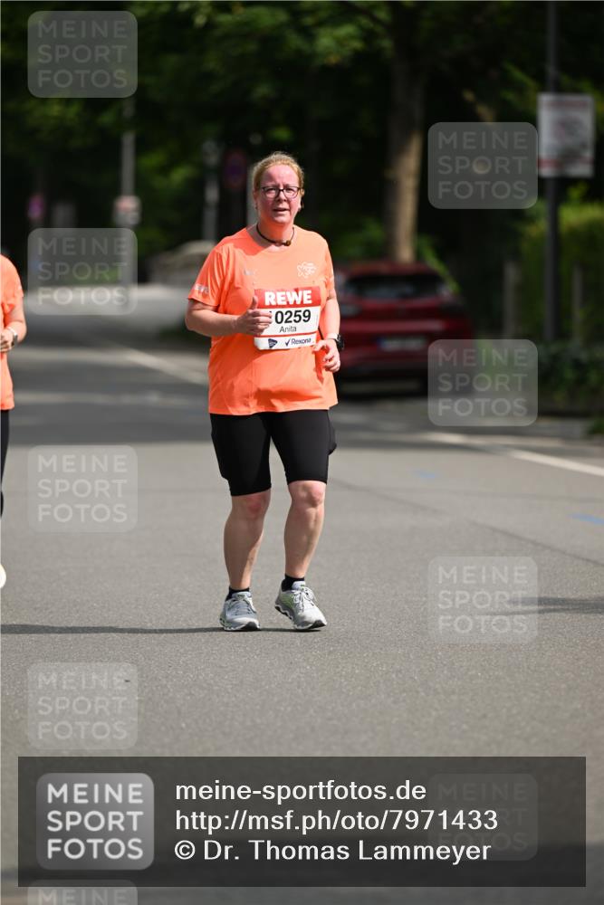 15.06.2025 - REWE Women's Run Dr. Thomas Lammeyer http://msf.ph/oto/7971433 15.06.2025 10:00:38 Laufen 0259 meine-sportfotos.de
