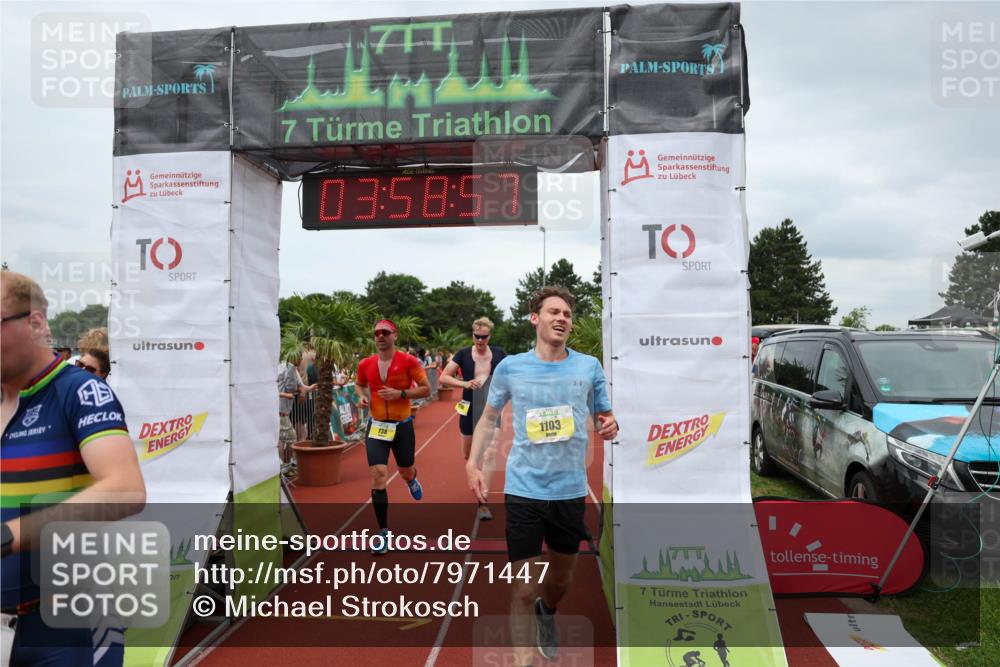15.06.2025 - 7 Türme Triathlon Michael Strokosch http://msf.ph/oto/7971447 15.06.2025 13:58:57 Ziel 191, 738, 1103, 1111, 1198 meine-sportfotos.de
