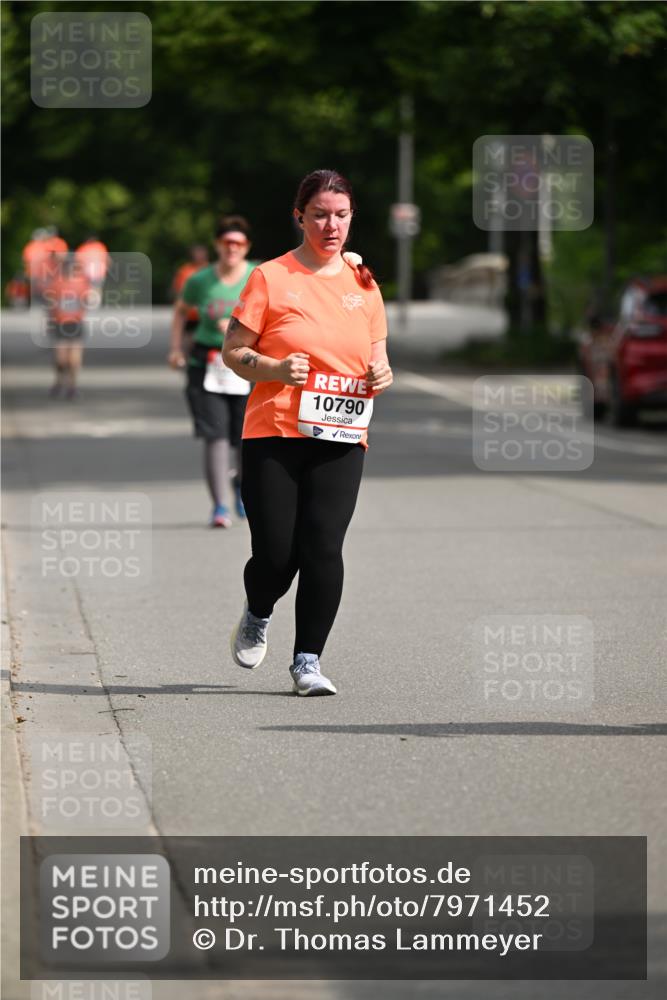 15.06.2025 - REWE Women's Run Dr. Thomas Lammeyer http://msf.ph/oto/7971452 15.06.2025 10:00:39 Laufen 10790 meine-sportfotos.de