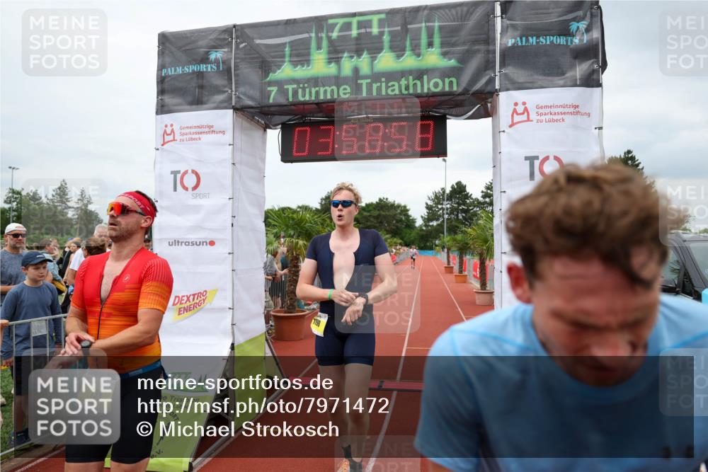 15.06.2025 - 7 Türme Triathlon Michael Strokosch http://msf.ph/oto/7971472 15.06.2025 13:58:58 Ziel 191, 738, 1103, 1111, 1198 meine-sportfotos.de
