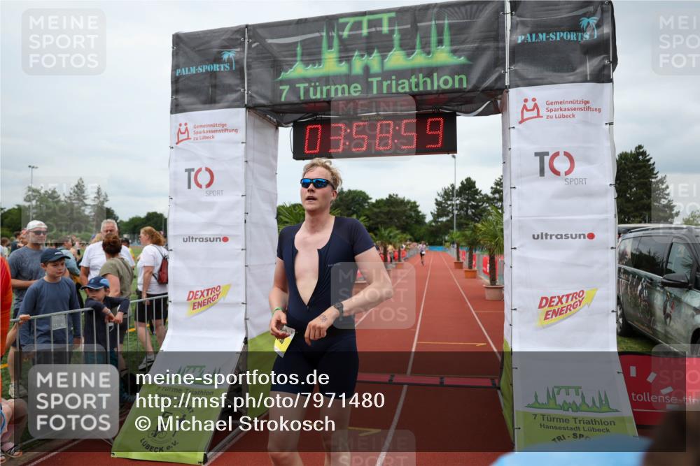 15.06.2025 - 7 Türme Triathlon Michael Strokosch http://msf.ph/oto/7971480 15.06.2025 13:58:58 Ziel 191, 738, 1103, 1111, 1198 meine-sportfotos.de