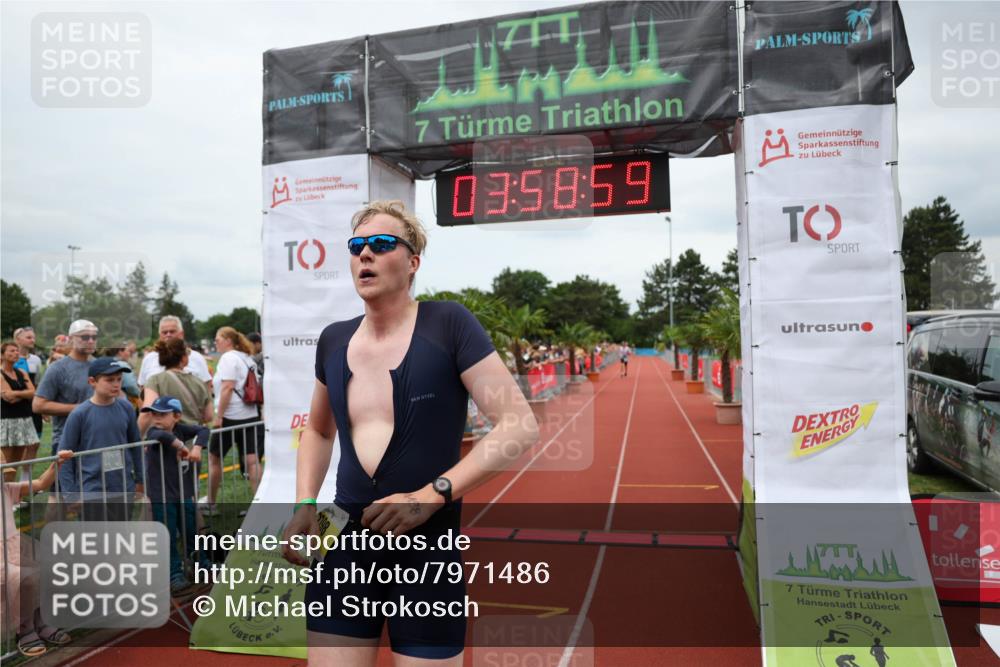 15.06.2025 - 7 Türme Triathlon Michael Strokosch http://msf.ph/oto/7971486 15.06.2025 13:58:59 Ziel 191, 738, 1103, 1198 meine-sportfotos.de