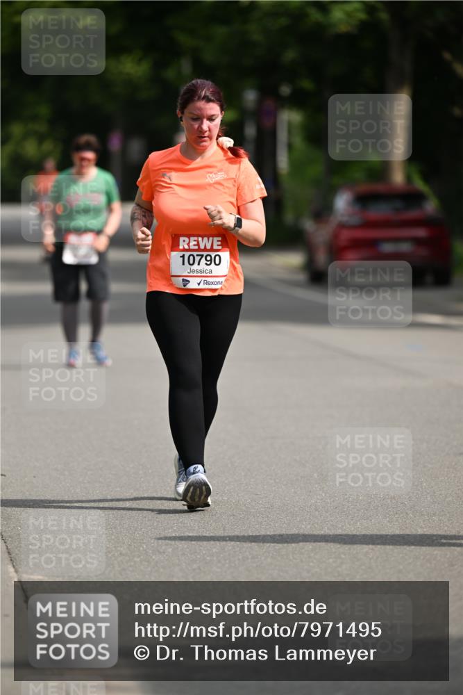 15.06.2025 - REWE Women's Run Dr. Thomas Lammeyer http://msf.ph/oto/7971495 15.06.2025 10:00:40 Laufen 10790 meine-sportfotos.de