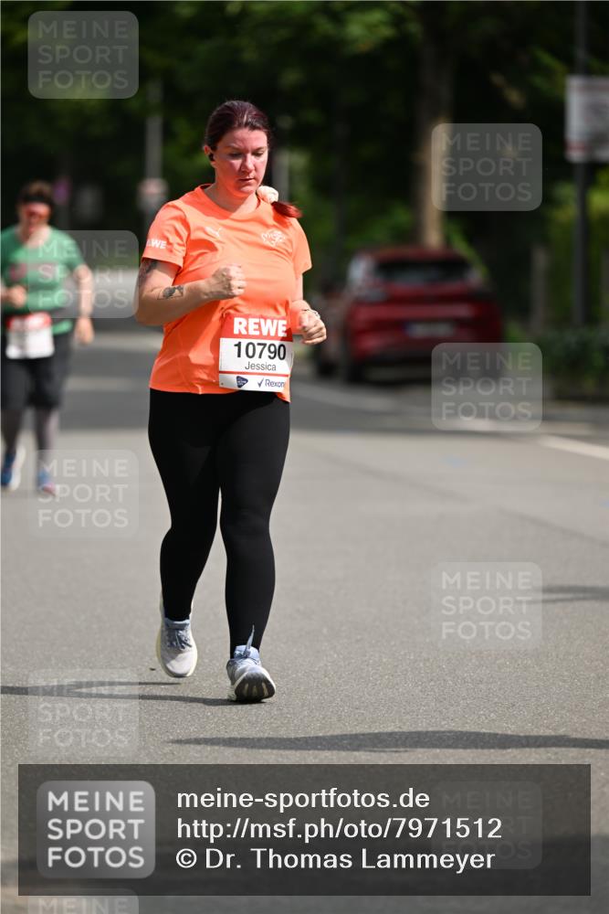 15.06.2025 - REWE Women's Run Dr. Thomas Lammeyer http://msf.ph/oto/7971512 15.06.2025 10:00:41 Laufen 10790 meine-sportfotos.de
