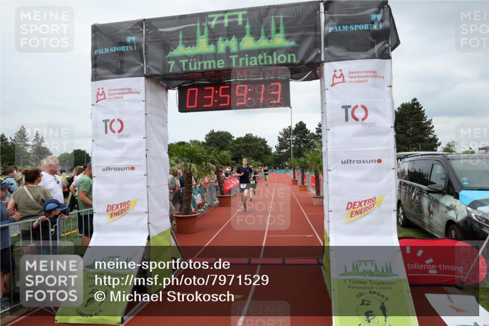 15.06.2025 - 7 Türme Triathlon Michael Strokosch http://msf.ph/oto/7971529 15.06.2025 13:59:13 Ziel 157, 609, 1019 meine-sportfotos.de