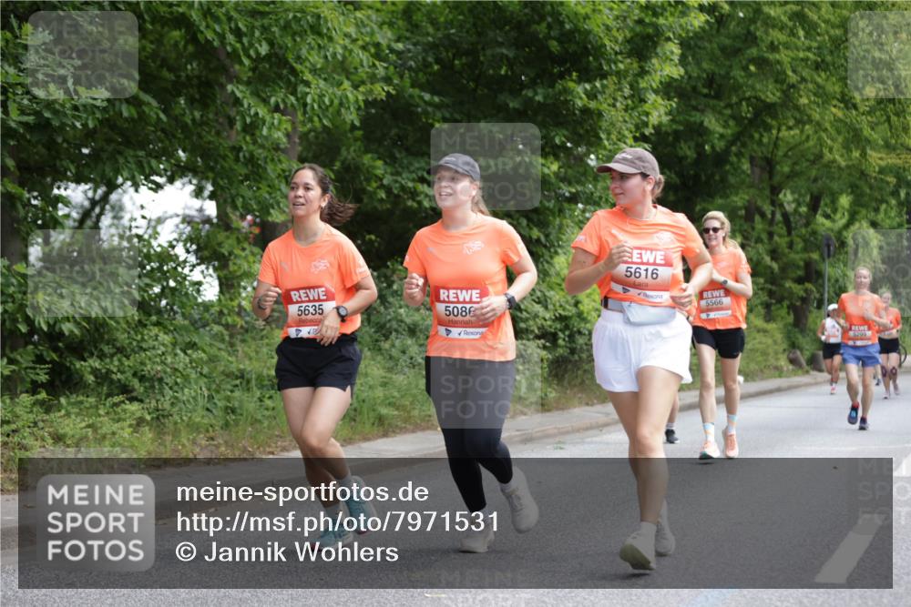 15.06.2025 - REWE Women's Run Jannik Wohlers http://msf.ph/oto/7971531 15.06.2025 10:06:31 Laufen 5635, 5086, 5616, 5566, 5299 meine-sportfotos.de