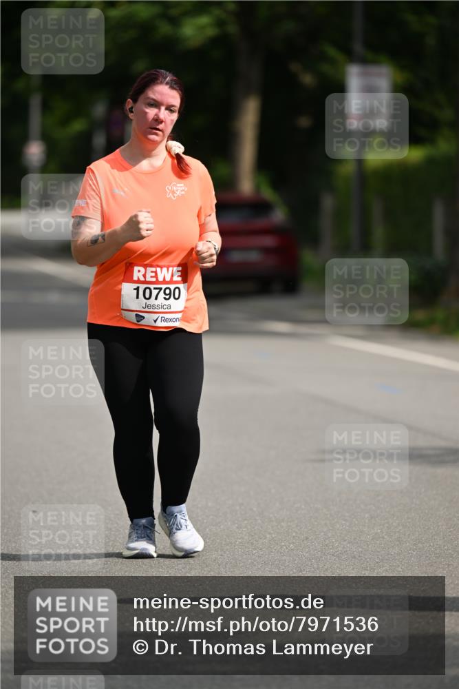 15.06.2025 - REWE Women's Run Dr. Thomas Lammeyer http://msf.ph/oto/7971536 15.06.2025 10:00:41 Laufen 10790 meine-sportfotos.de
