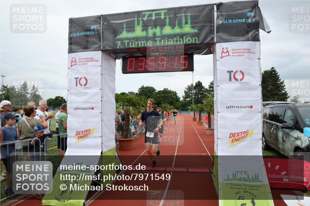 15.06.2025 - 7 Türme Triathlon Michael Strokosch http://msf.ph/oto/7971549 15.06.2025 13:59:14 Ziel 157, 1019 meine-sportfotos.de