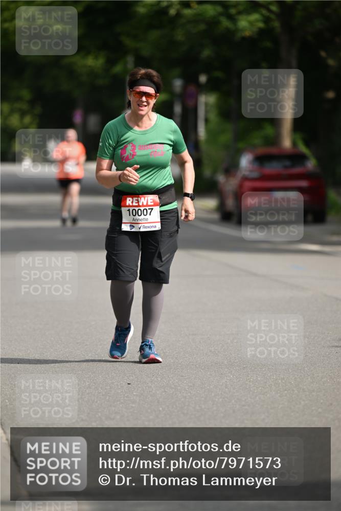 15.06.2025 - REWE Women's Run Dr. Thomas Lammeyer http://msf.ph/oto/7971573 15.06.2025 10:00:46 Laufen 10007 meine-sportfotos.de