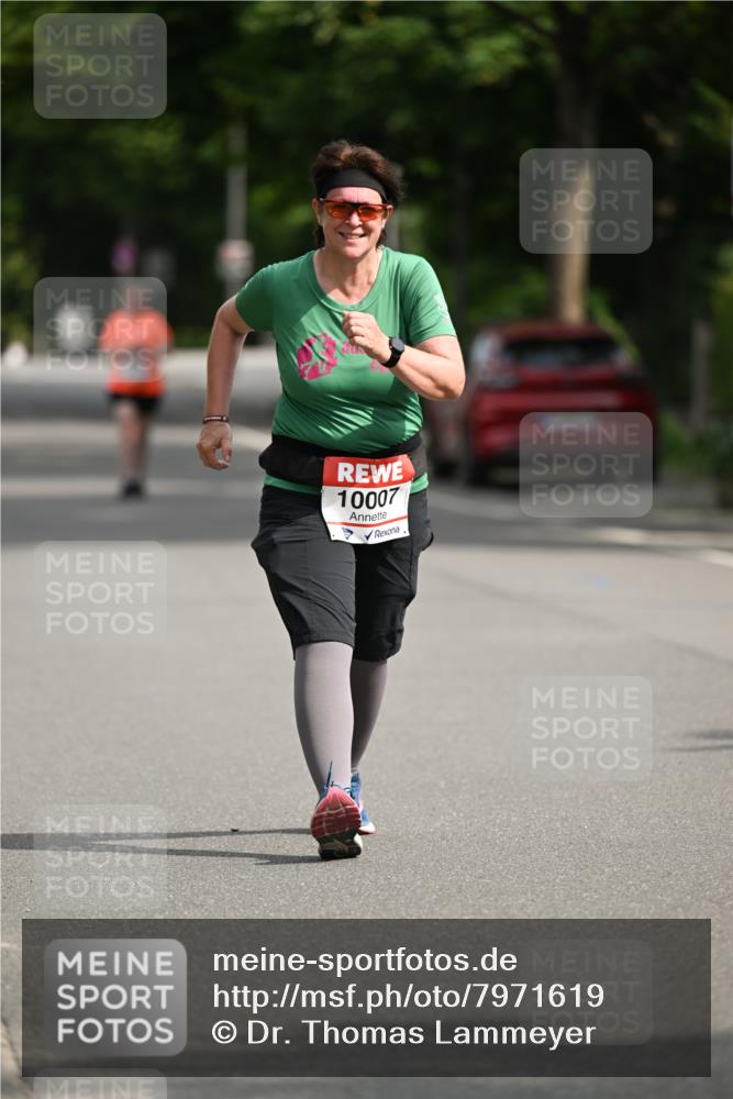 15.06.2025 - REWE Women's Run Dr. Thomas Lammeyer http://msf.ph/oto/7971619 15.06.2025 10:00:47 Laufen 10007 meine-sportfotos.de