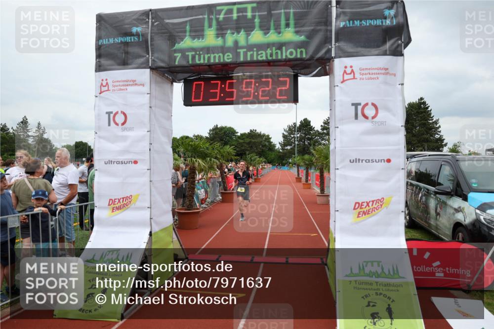 15.06.2025 - 7 Türme Triathlon Michael Strokosch http://msf.ph/oto/7971637 15.06.2025 13:59:22 Ziel 157, 708, 1019, 1167 meine-sportfotos.de