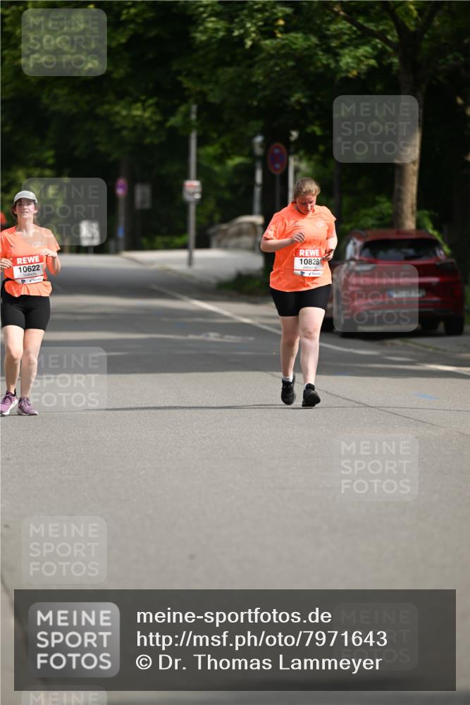 15.06.2025 - REWE Women's Run Dr. Thomas Lammeyer http://msf.ph/oto/7971643 15.06.2025 10:00:55 Laufen 10622, 10828 meine-sportfotos.de