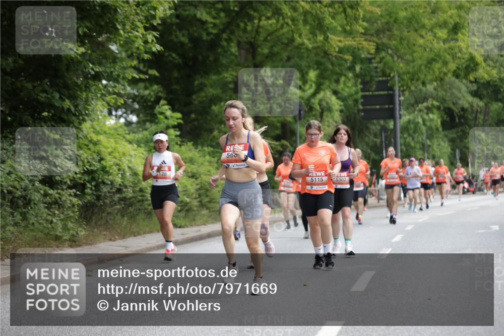 15.06.2025 - REWE Women's Run Jannik Wohlers http://msf.ph/oto/7971669 15.06.2025 10:06:36 Laufen 128, 560, 5115, 5302 meine-sportfotos.de