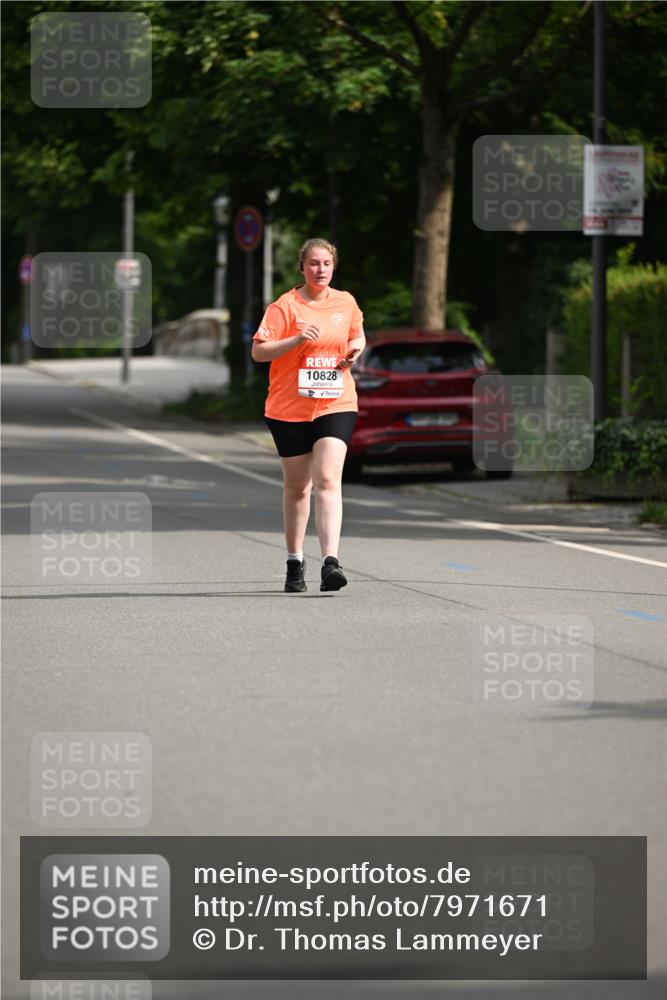 15.06.2025 - REWE Women's Run Dr. Thomas Lammeyer http://msf.ph/oto/7971671 15.06.2025 10:00:56 Laufen 10828 meine-sportfotos.de