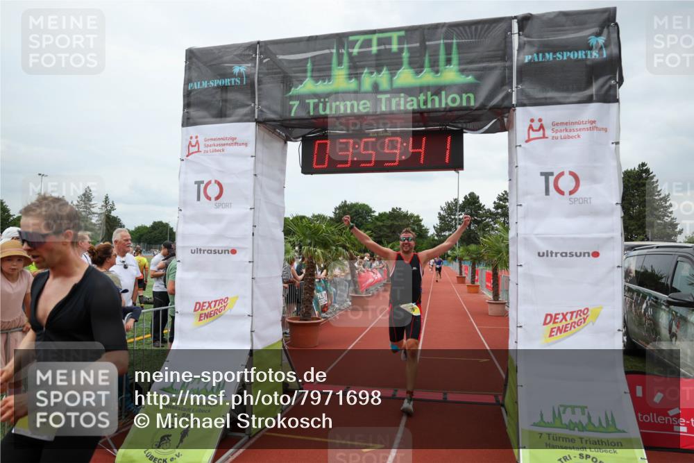 15.06.2025 - 7 Türme Triathlon Michael Strokosch http://msf.ph/oto/7971698 15.06.2025 13:59:41 Ziel 792, 952, 1075 meine-sportfotos.de