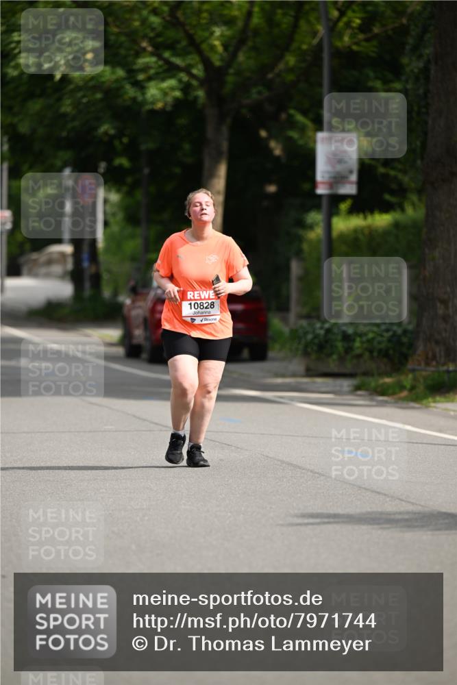 15.06.2025 - REWE Women's Run Dr. Thomas Lammeyer http://msf.ph/oto/7971744 15.06.2025 10:00:58 Laufen 10828 meine-sportfotos.de