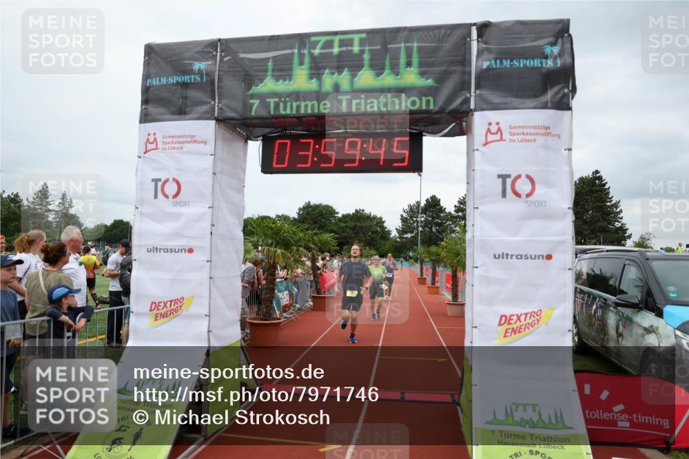 15.06.2025 - 7 Türme Triathlon Michael Strokosch http://msf.ph/oto/7971746 15.06.2025 13:59:44 Ziel 611, 792, 812, 952, 1075, 1193 meine-sportfotos.de