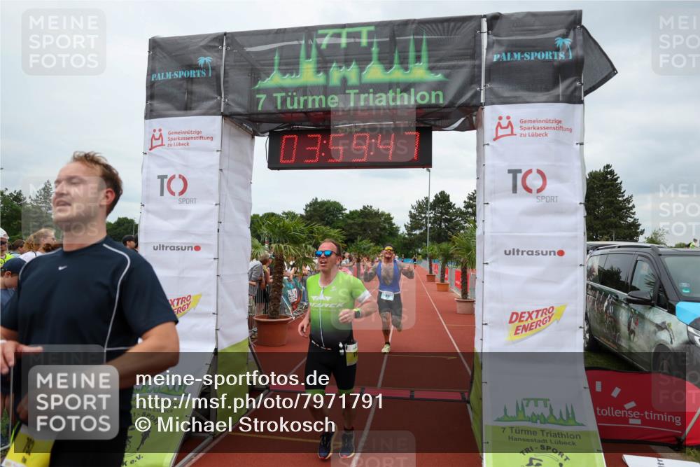 15.06.2025 - 7 Türme Triathlon Michael Strokosch http://msf.ph/oto/7971791 15.06.2025 13:59:47 Ziel 611, 792, 812, 952, 1075, 1193 meine-sportfotos.de