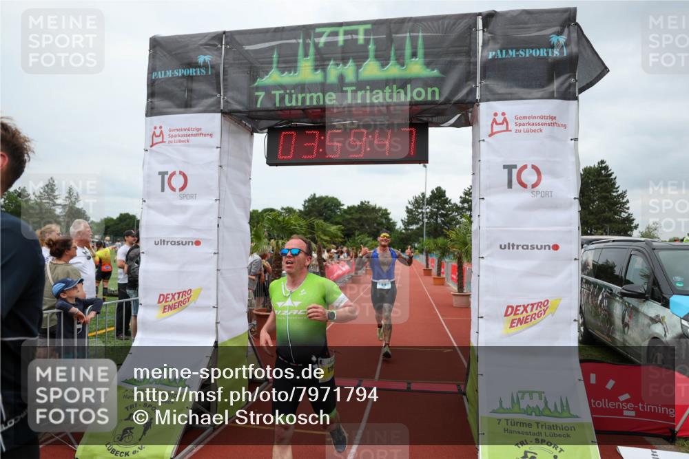 15.06.2025 - 7 Türme Triathlon Michael Strokosch http://msf.ph/oto/7971794 15.06.2025 13:59:47 Ziel 611, 792, 812, 952, 1075, 1193 meine-sportfotos.de