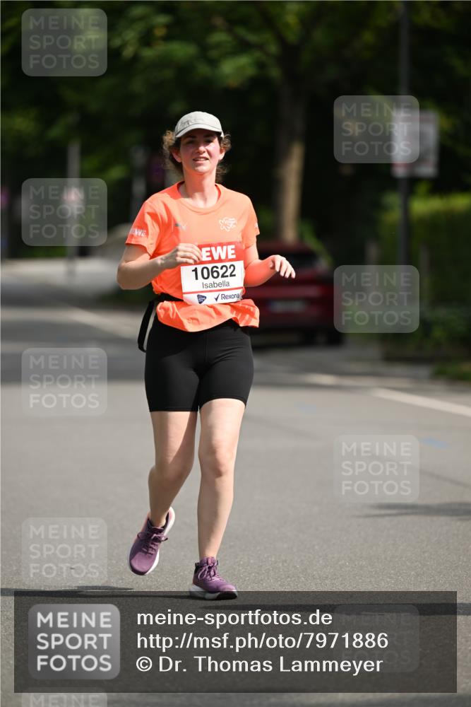 15.06.2025 - REWE Women's Run Dr. Thomas Lammeyer http://msf.ph/oto/7971886 15.06.2025 10:01:02 Laufen 10622 meine-sportfotos.de