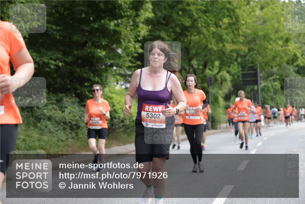 15.06.2025 - REWE Women's Run Jannik Wohlers http://msf.ph/oto/7971926 15.06.2025 10:06:41 Laufen 5302, 5120 meine-sportfotos.de