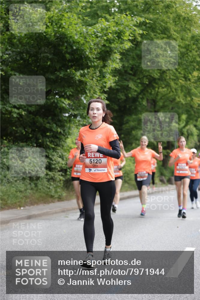 15.06.2025 - REWE Women's Run Jannik Wohlers http://msf.ph/oto/7971944 15.06.2025 10:06:43 Laufen 5120, 5361 meine-sportfotos.de