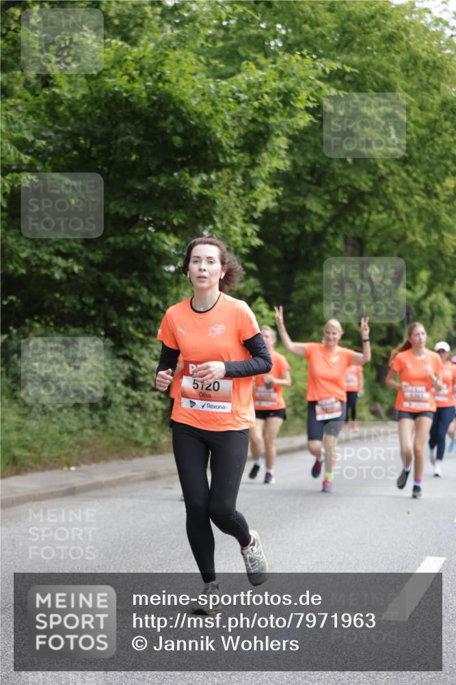 15.06.2025 - REWE Women's Run Jannik Wohlers http://msf.ph/oto/7971963 15.06.2025 10:06:43 Laufen 5120 meine-sportfotos.de