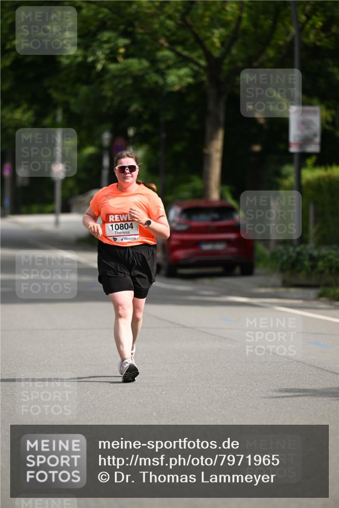 15.06.2025 - REWE Women's Run Dr. Thomas Lammeyer http://msf.ph/oto/7971965 15.06.2025 10:01:10 Laufen 10804 meine-sportfotos.de