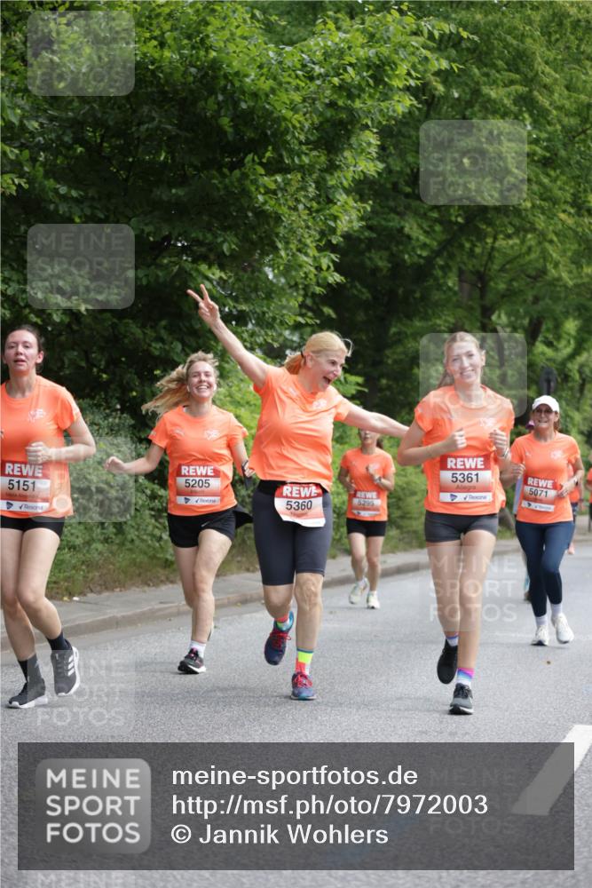 15.06.2025 - REWE Women's Run Jannik Wohlers http://msf.ph/oto/7972003 15.06.2025 10:06:45 Laufen 5151, 5205, 5360, 5295, 1701, 5361, 5071 meine-sportfotos.de