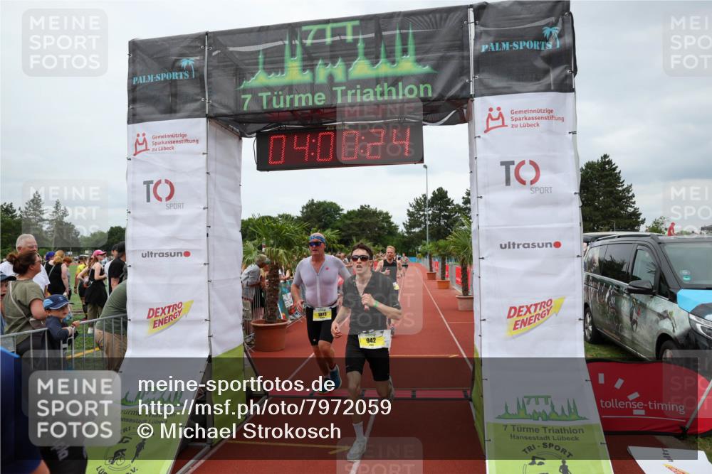15.06.2025 - 7 Türme Triathlon Michael Strokosch http://msf.ph/oto/7972059 15.06.2025 14:00:24 Ziel 551, 739, 938, 942, 1073 meine-sportfotos.de