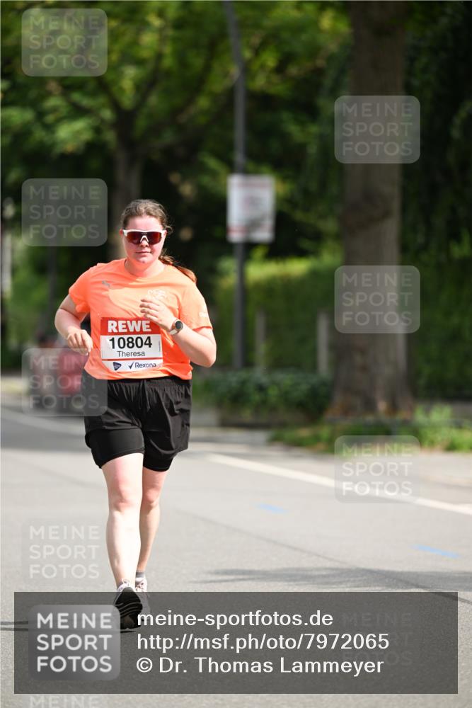 15.06.2025 - REWE Women's Run Dr. Thomas Lammeyer http://msf.ph/oto/7972065 15.06.2025 10:01:13 Laufen 10804 meine-sportfotos.de
